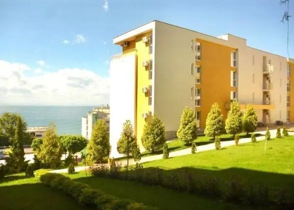 Modern 1-bed Apartment in Sort After Sveti Vlas