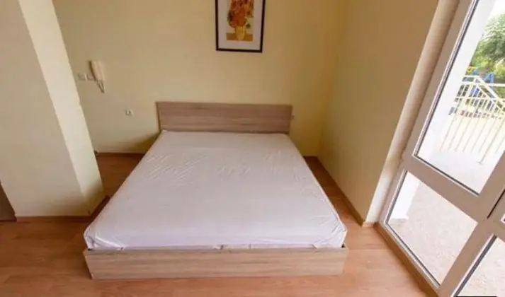 Modern 1-bed Apartment in Sort After Sveti Vlas - Oda