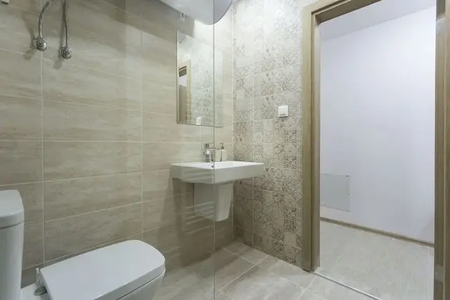 Modern 1bdr Apartment Near Center - Free Parking - İç Mekan