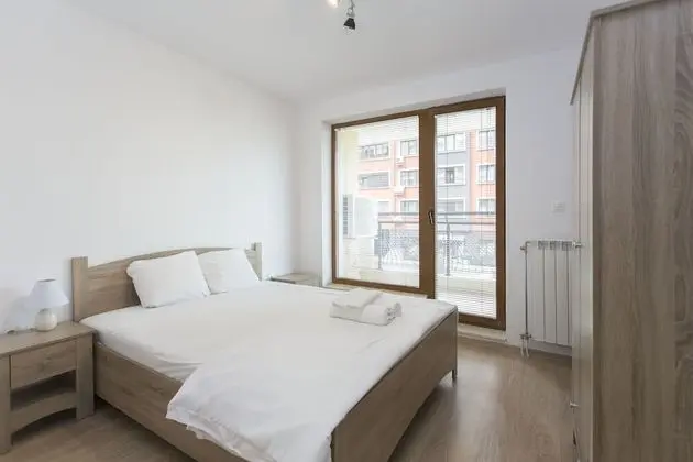 Modern 1bdr Apartment Near Center - Free Parking - İç Mekan