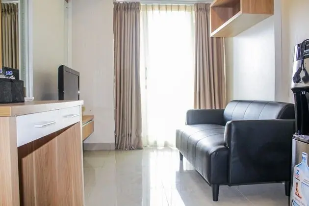 Modern 1BR Apartment with City View at H Residence - Oda Düzeni