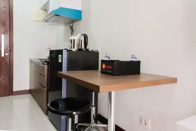 Modern 1BR Apartment at Scientia Residence - Mutfak