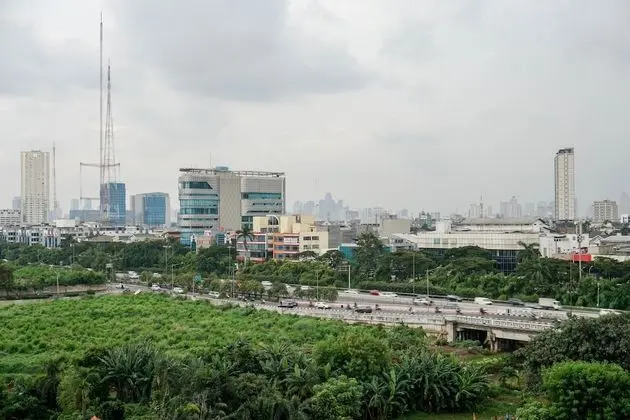 Modern 1Br Apartment At Veranda Residence Near Puri Indah Mall