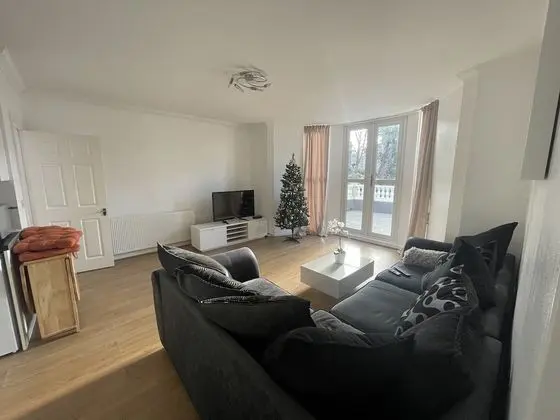 Modern 2 bed Apartment With sea Views - Oda Düzeni