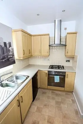 Modern 2 Bedroom Apartment - Mutfak