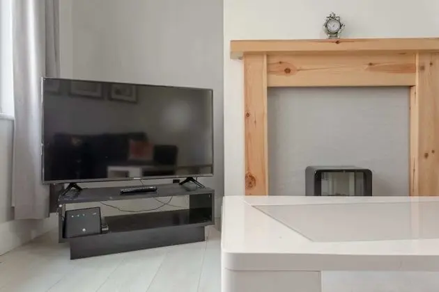 Modern 2 Bedroom Apartment in Morden - Oda
