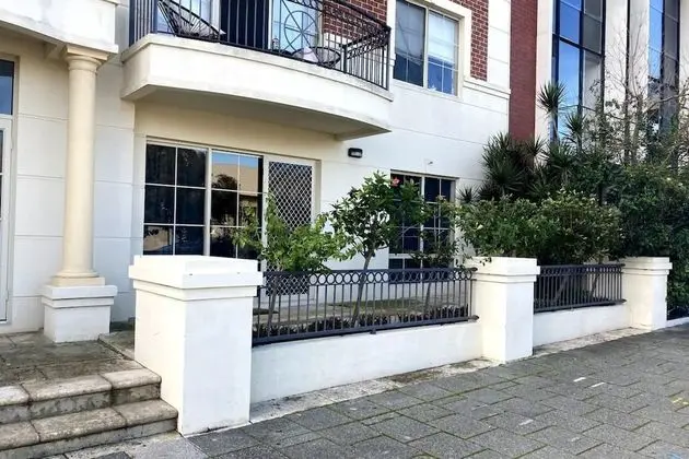 Modern 2 Bedroom Apartment in Perth