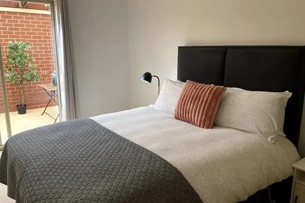 Modern 2 Bedroom Apartment in Perth - Oda