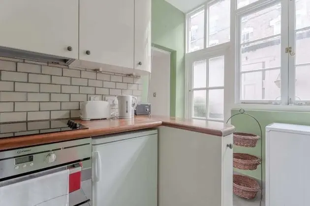 Modern 2 Bedroom Flat in Central London - Mutfak