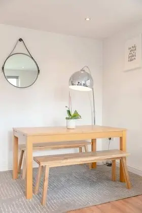 Modern 2 Bedroom Flat in Hoxton - Yerinde Yemek