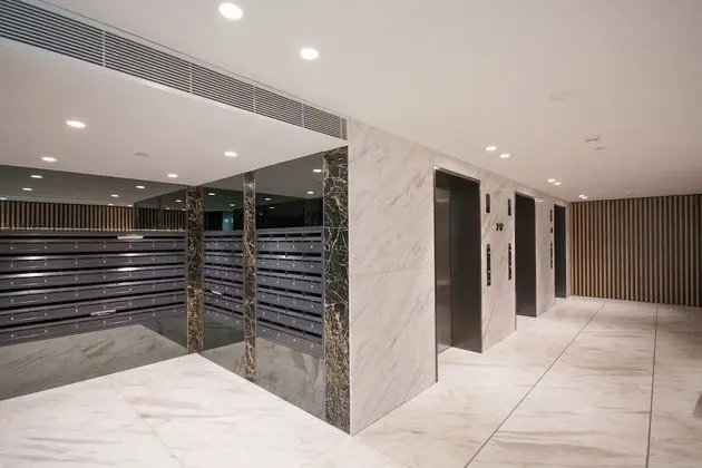 Modern 2 Bedroom Potts Point Apartment - Lobi