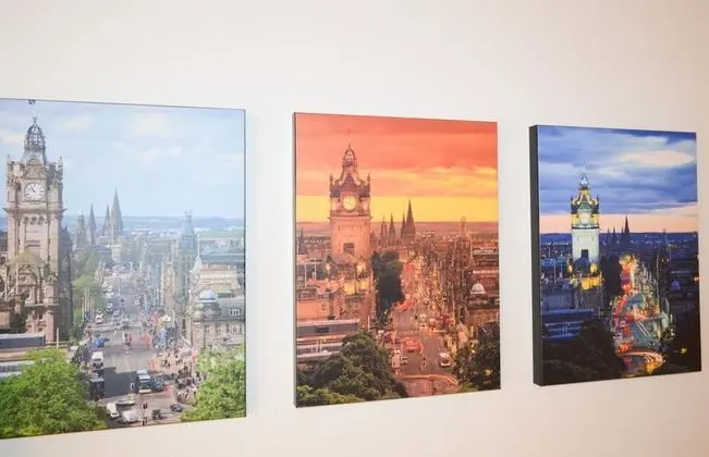 Modern 2 Bedroom Property in Central Edinburgh - İç Mekan