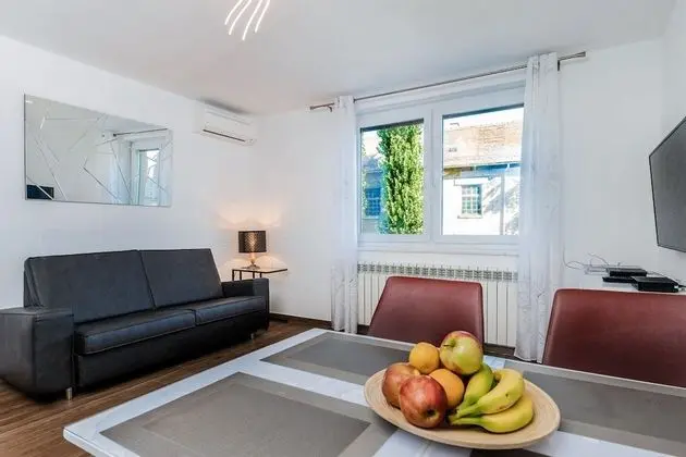 Modern 2bdr Apartment in Old Town- Best Location - Öne Çıkan Resim