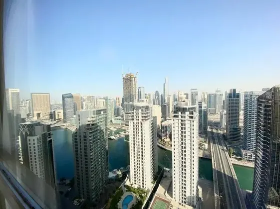 Modern 2BR Apartment with views close to JBR Beach