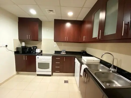 Modern 2BR Apartment with views close to JBR Beach - Mutfak