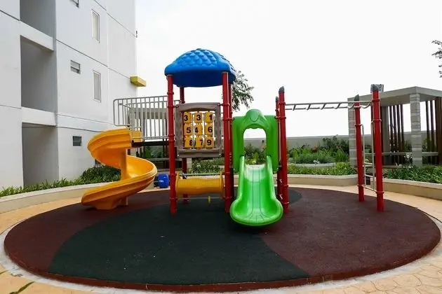 Modern 2BR at Bassura City Apartment - Dış Mekan