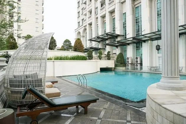 Modern 2BR at The Belleza Apartment