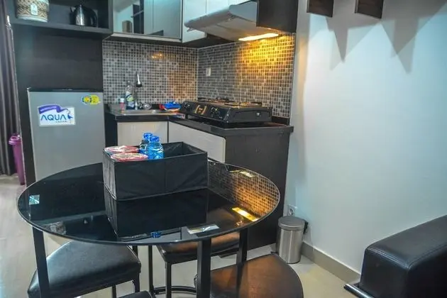 Modern 2BR Puri Park View Apartment Near Lippo Puri - Dış Mekan