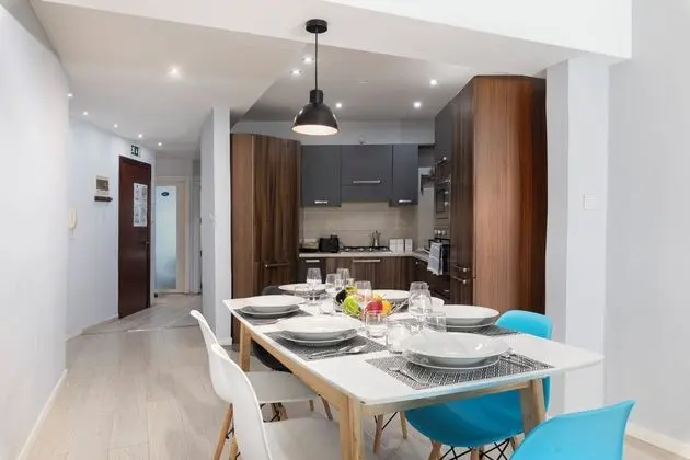 Modern 3 Bedroom 3 Bathroom Near Balluta Bay Sliema - Yerinde Yemek