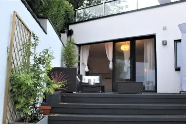 Modern 3 Bedroom House With Stunning Views - Dış Mekan