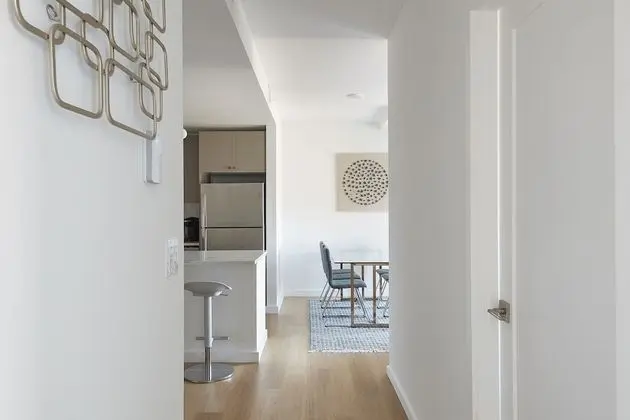 Modern 3 BR Loft -shared Deck - gym - Mins to NYC - Oda