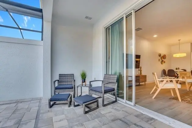 Modern 3BR Townhouse With Pool Near Disney