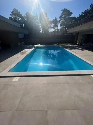 Modern 4-bed Villa 4K Beach 30k Lisbon - Havuz