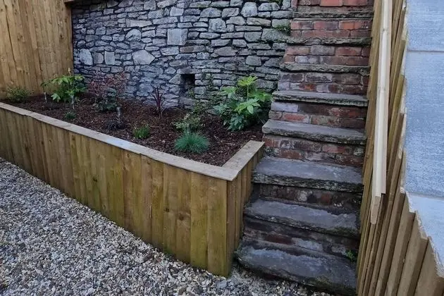 Modern 4-bedroom Townhouse With Private Garden