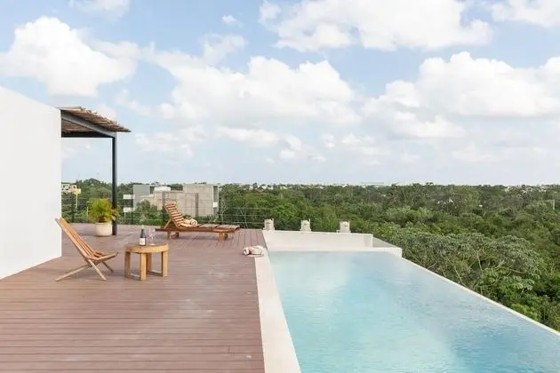 Modern 4BR Apartment La Veleta Rooftop Pool Amazing Amenities Incredible Jungle View