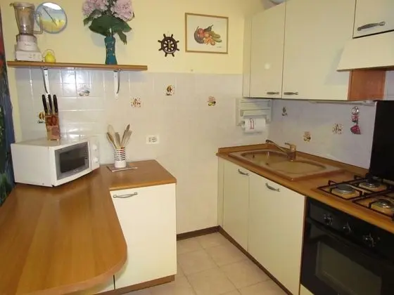 Modern Apartment 150 Metres From the Beach - Private Beach Place Included - Mutfak