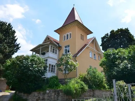 Modern Apartment in a Listed Villa With Beautiful View From Balcony - Dış Mekan