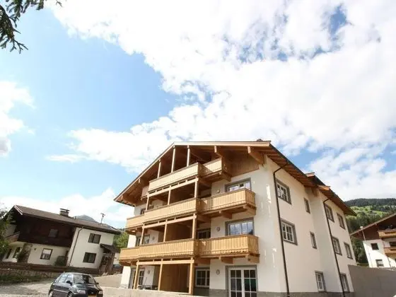 Modern Apartment With Balcony in Tyrol - Dış Mekan