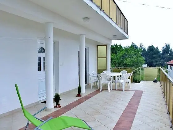 Modern Apartment in Bibinje With Pool - Dış Mekan