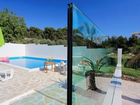 Modern Apartment in Bibinje With Pool - Havuz
