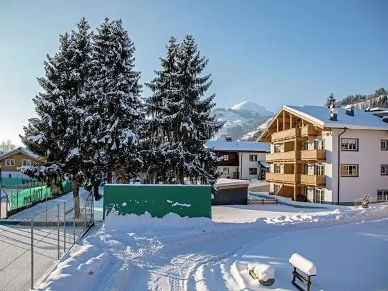 Modern Apartment in Brixen im Thale Near Ski Area - Dış Mekan