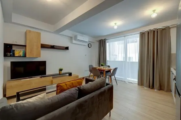 Modern Apartment Close to Amenities