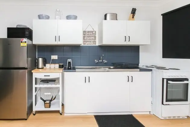 Modern Apartment Close to City Centre 16 - Mutfak