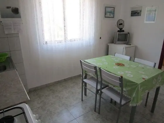 Modern Apartment in Dalmatia With Garden - Mutfak