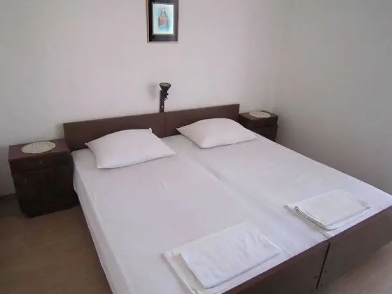 Modern Apartment in Dalmatia With Garden - Oda