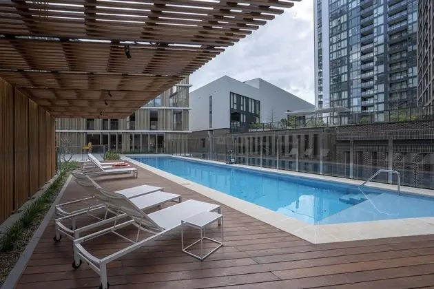 Modern Apartment in Darling Harbour - Havuz