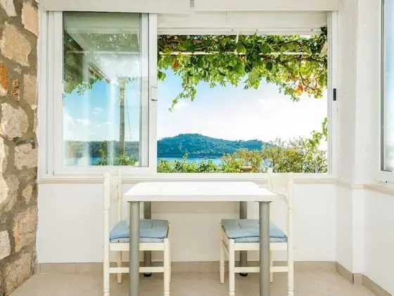 Modern Apartment in Dubrovnik With Veranda - Oda Düzeni