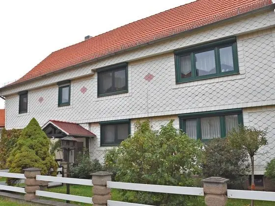 Modern Apartment in Ernstroda Thuringia Near Ski Area - Dış Mekan