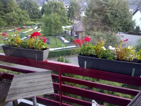 Modern Apartment on the First Floor Near Willingen With Private South-west Facing Balcony - Dış Mekan