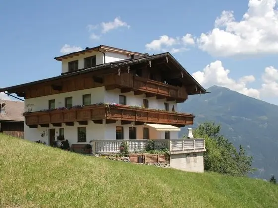 Modern Apartment in Fügenberg With Garden - Dış Mekan