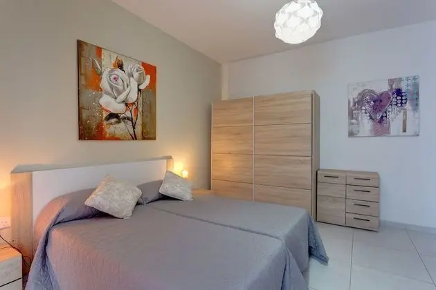 Modern Apartment in the Heart of Saint Julian's - Oda