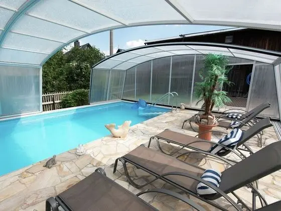 Modern Apartment Inpöhla Saxony Near Ski Area - Havuz