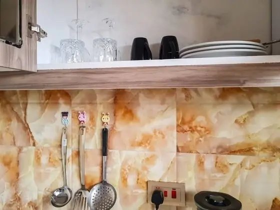 Modern Apartment in Kampala With Unlimited Wifi - Mutfak