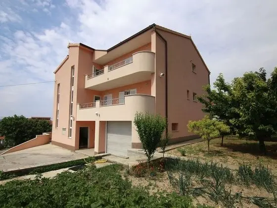 Modern Apartment in Kastel Stari
