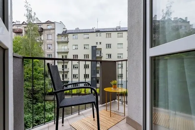 Modern Apartment on Łobzowska Street