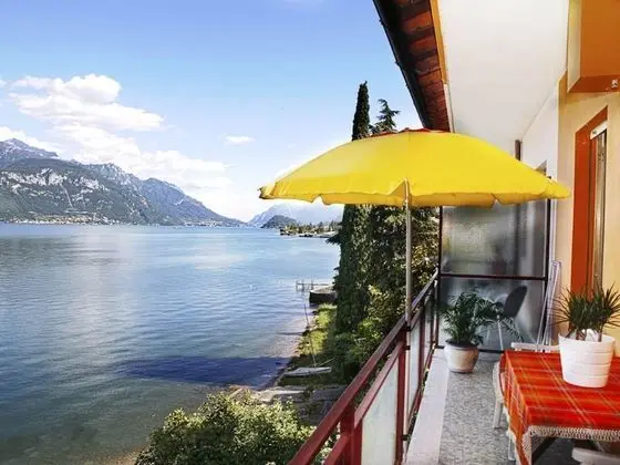 Modern Apartment in Menaggio With Terrace